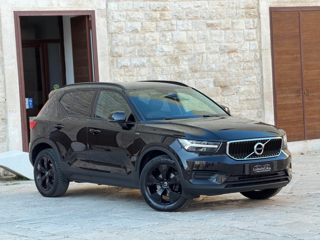 Volvo XC40 D3 R-design 2.0 150 Cv AUTOMATIC LED PELLE