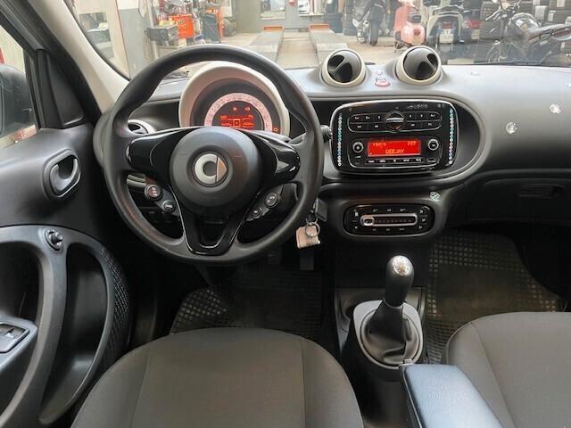 Smart ForFour 70 1.0 Youngster