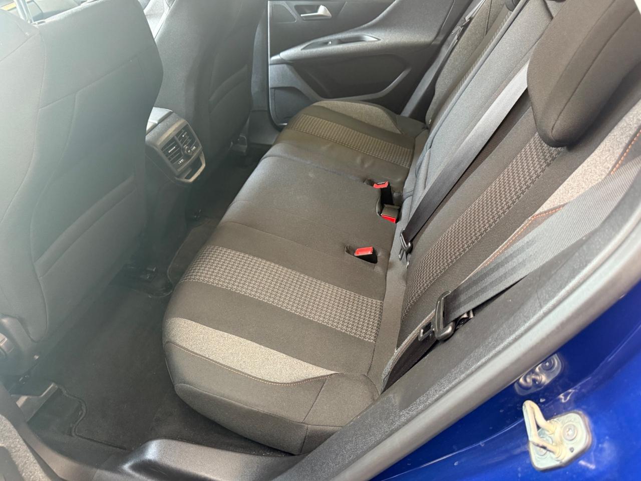Peugeot 3008 BlueHDi 130 S&S Active