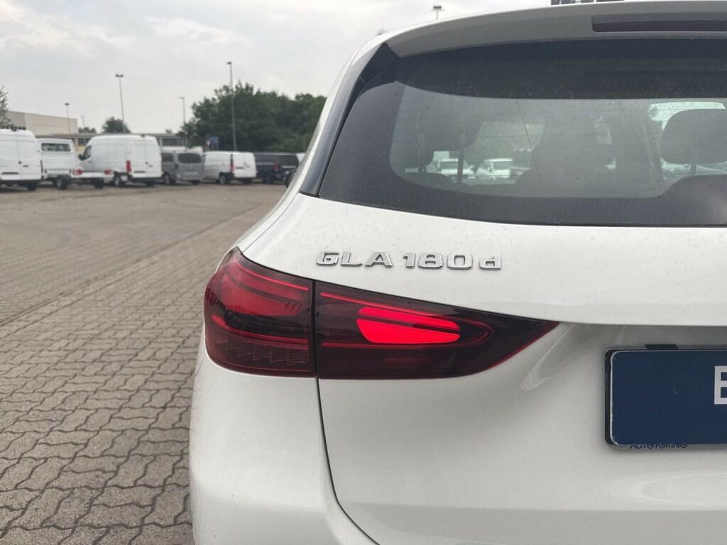 Mercedes GLA 180 180 D Advanced 8G-DCT