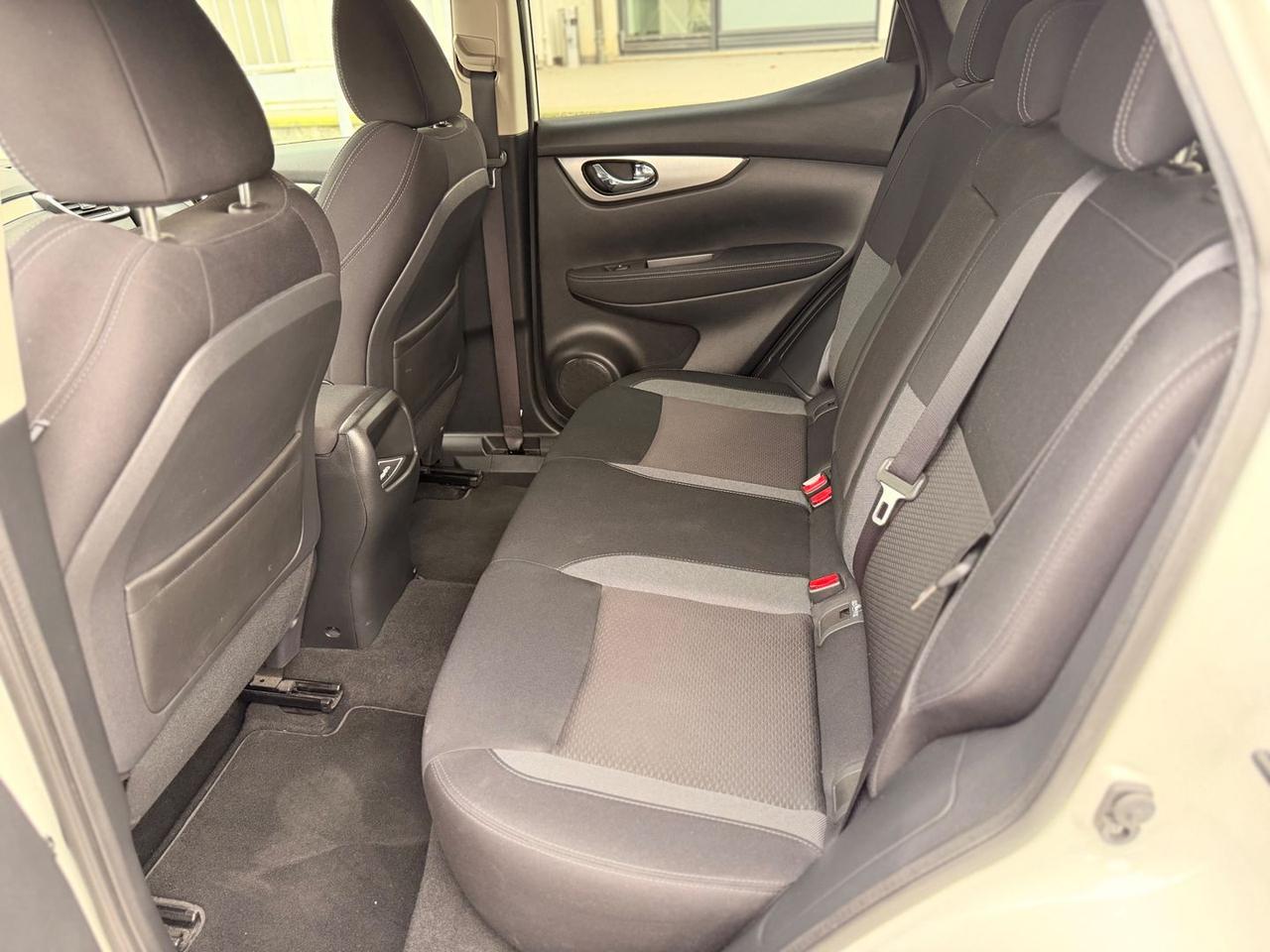 Nissan Qashqai N-Connecta 1.2 DIG-T #9905