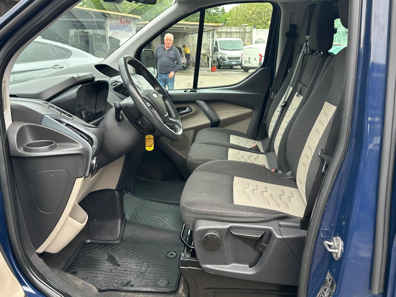 Ford Tourneo Custom 2.2 TDCi 125CV 9 posti Limited