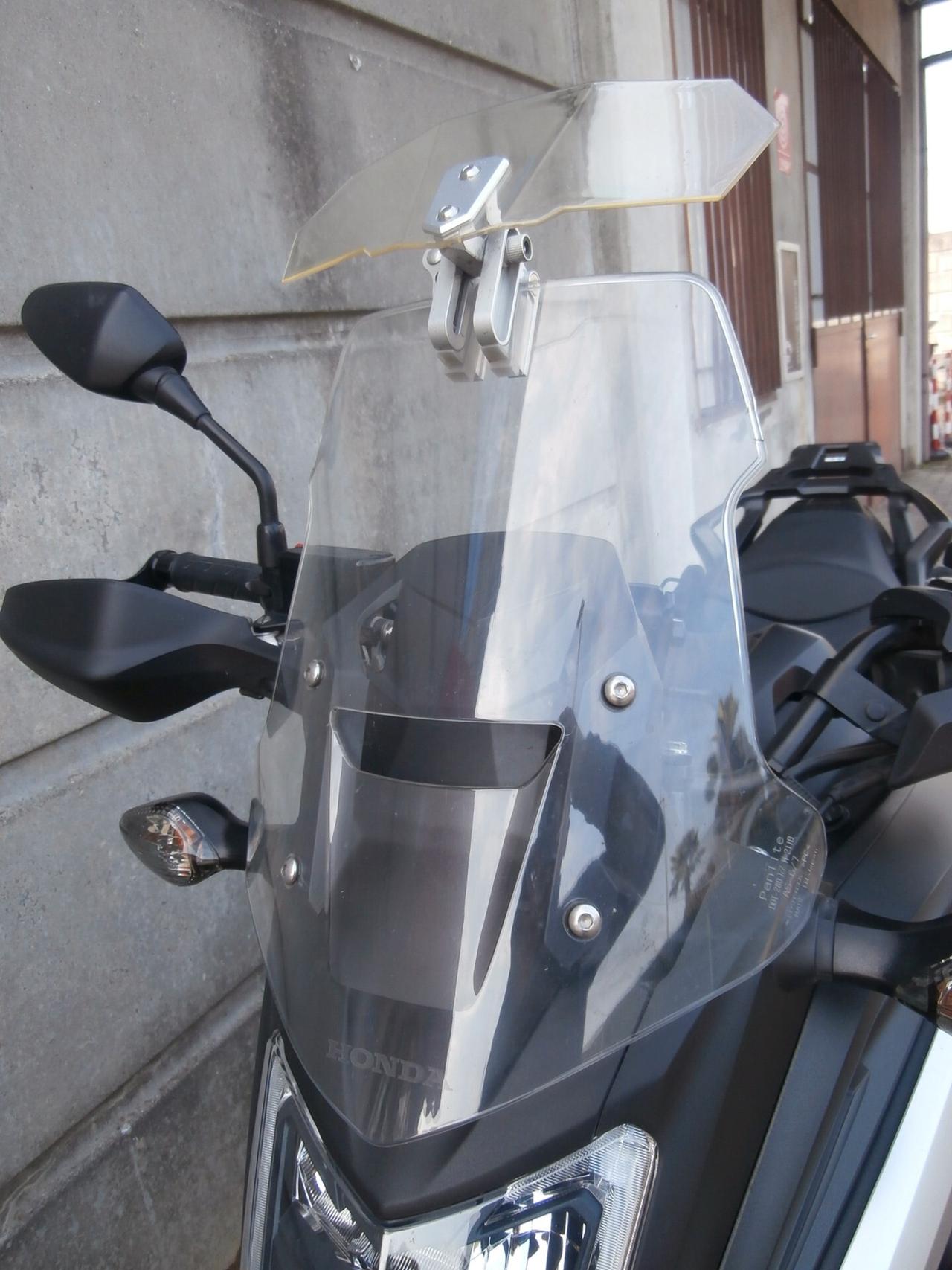 Honda NC 750 X DTC ABS Travel Edition del 2018 trapasso, tagliando e garanzia inclusi