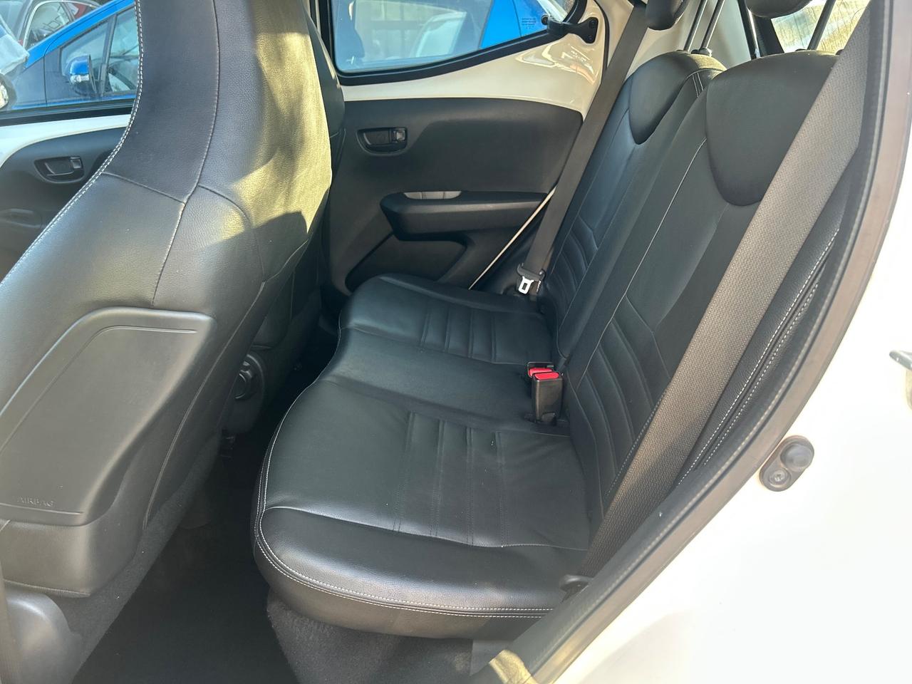 Toyota Aygo 1.0 *77000KM* X-WAVE FULL
