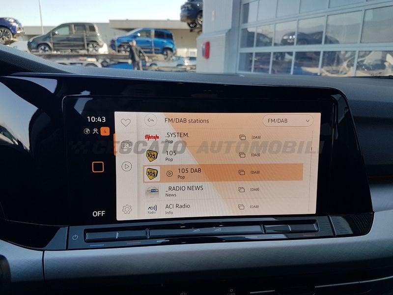 Volkswagen Golf VIII 2020 2.0 tdi Life 115cv dsg