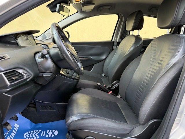 LANCIA Ypsilon 0.9 TwinAir 85 CV 5 porte S&S Platinum