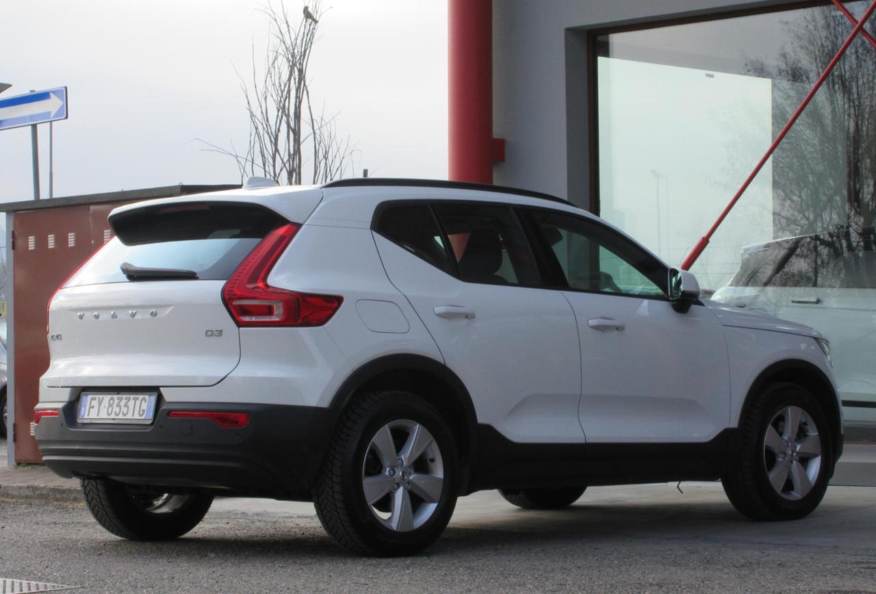 Volvo XC40 2.0 d3 Business AWD Geartronic