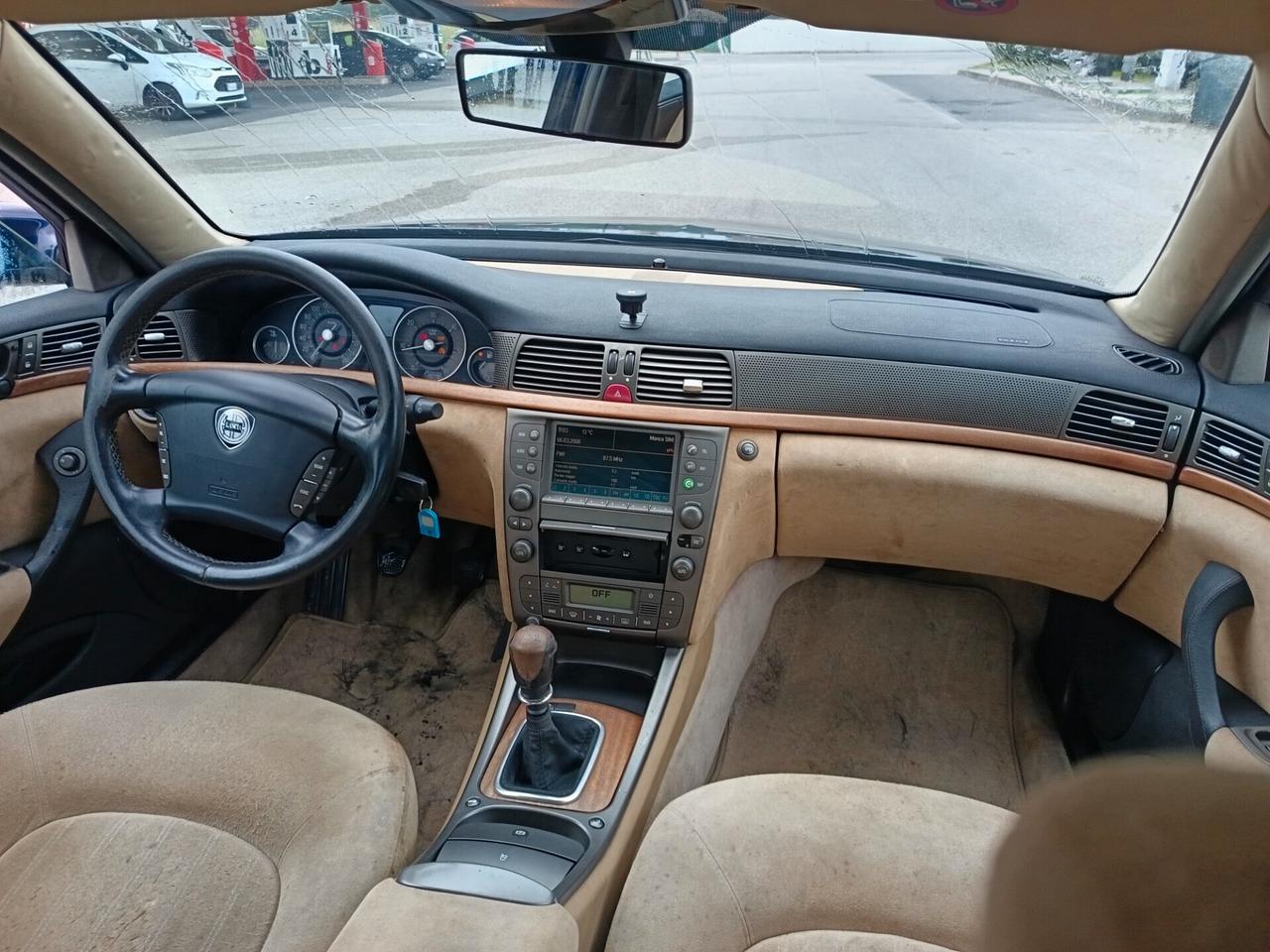 Lancia Thesis 2.4 JTD Executive 2002