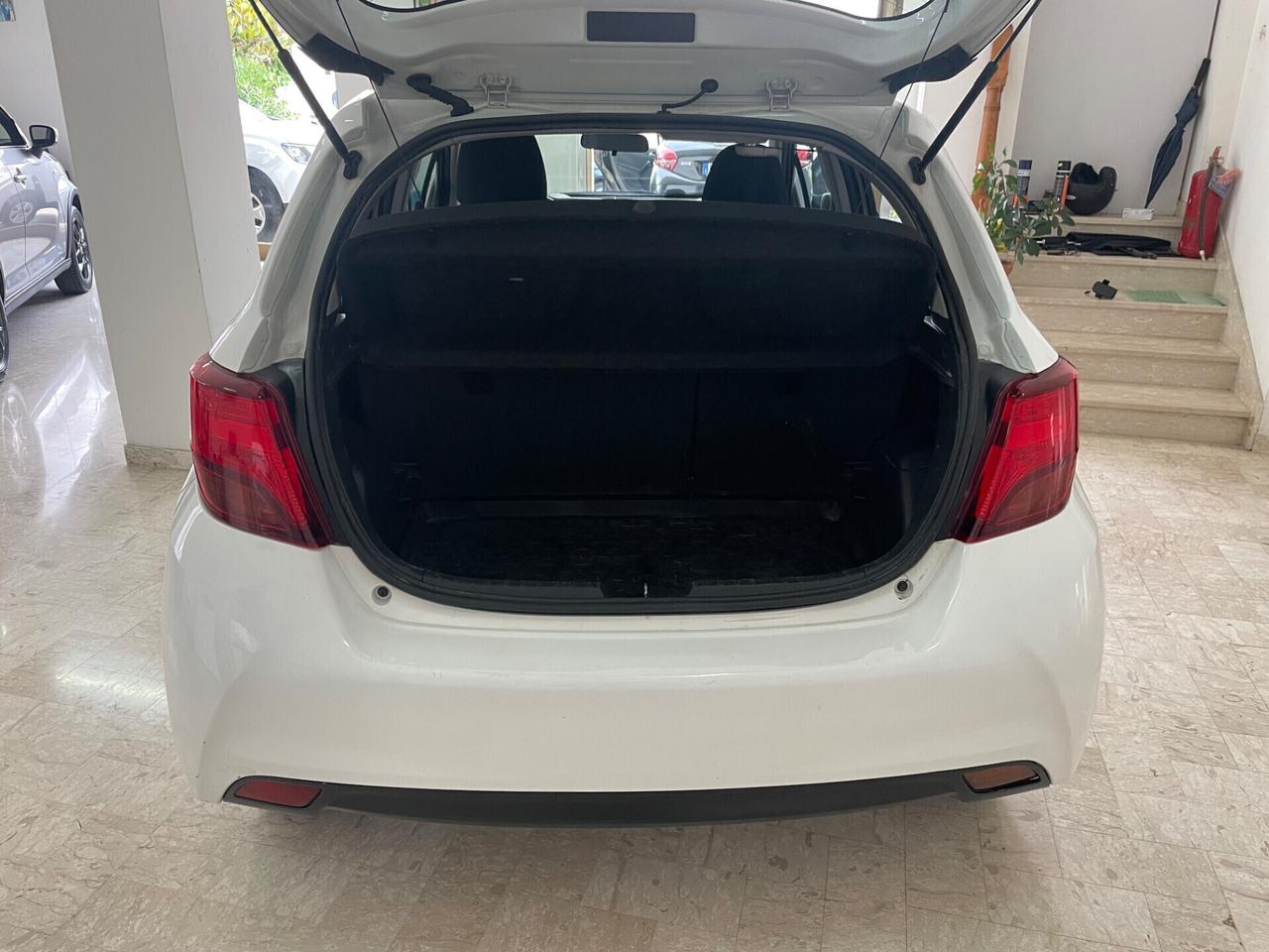 TOYOTA YARIS 1.4 D-4D 5 PORTE ACTIVE