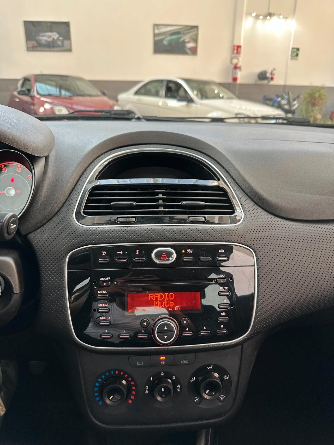 Fiat Punto Evo 1.4 Benz, uni pro, Euro 5A, bella e impeccabile