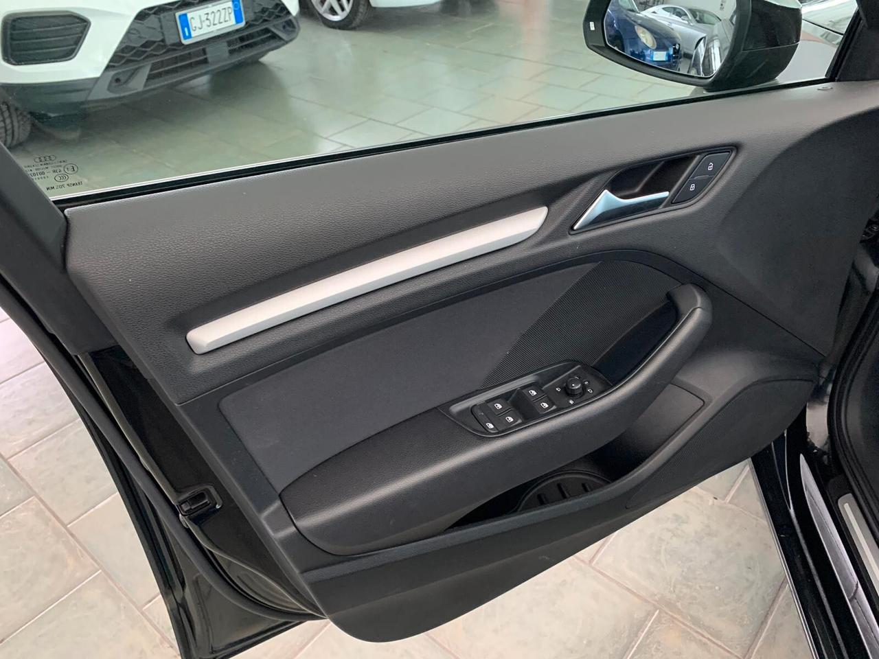 Audi A3 SPB 30 g-tron S tronic Business