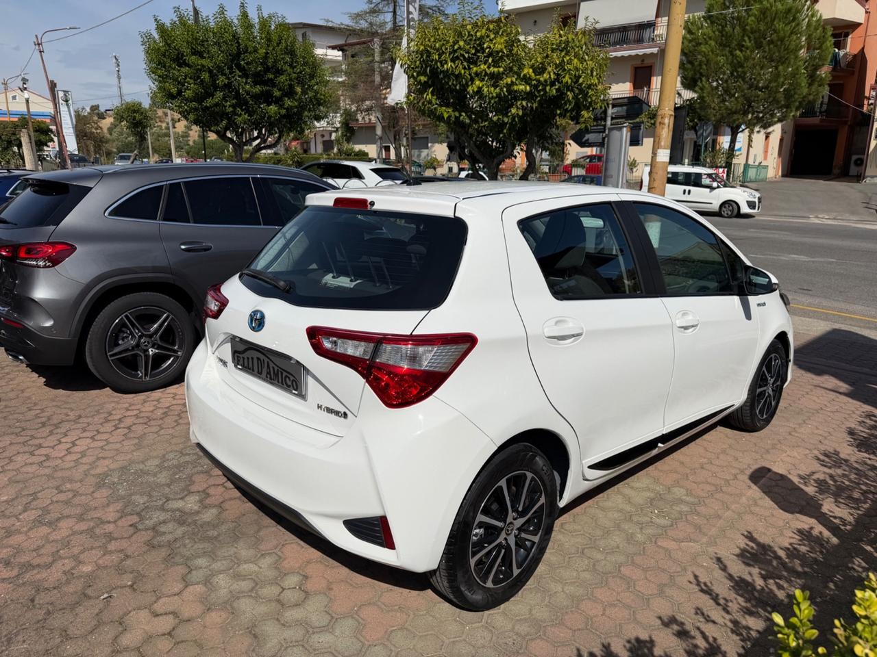 Toyota Yaris 1.5 Hybrid 5 porte Active