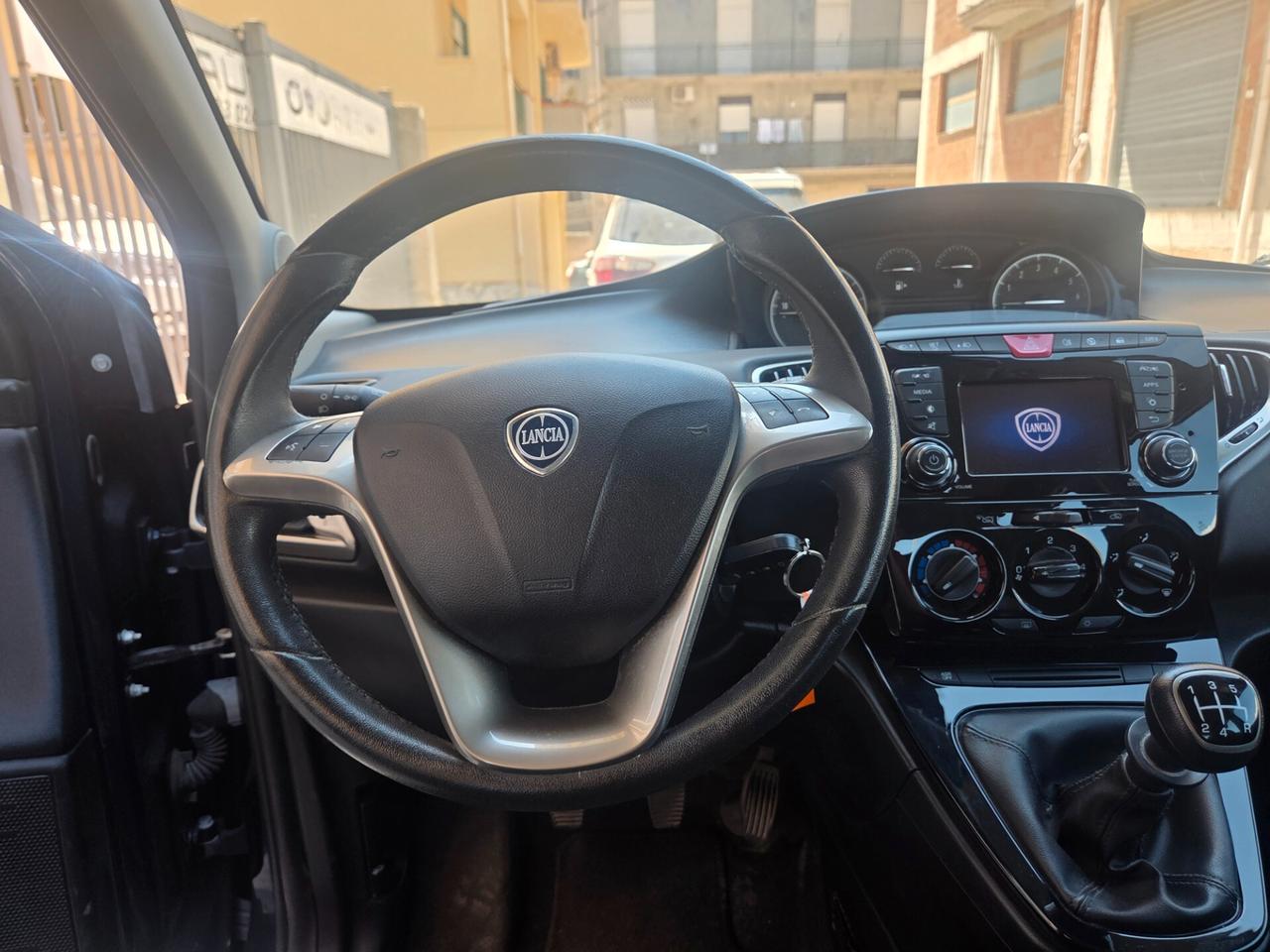 LANCIA YPSILON 1.2 BENZINA ANNO 2020 KM80000 CERT