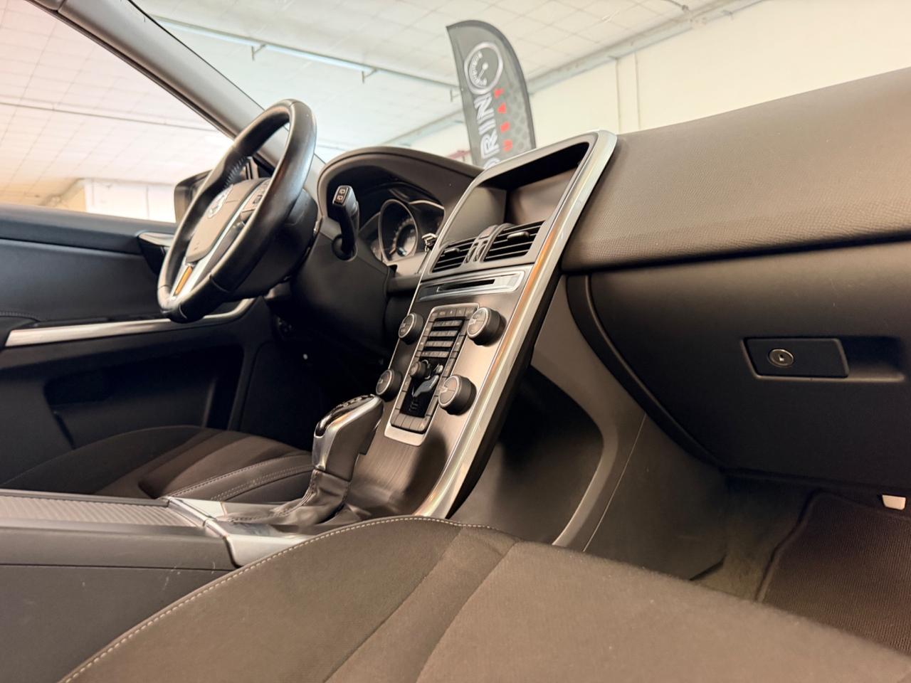 Volvo XC 60 XC60 D3 Geartronic Momentum