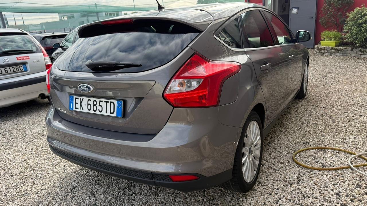 Ford Focus 1.6 TDCi (110CV) 5p. Tit. DPF