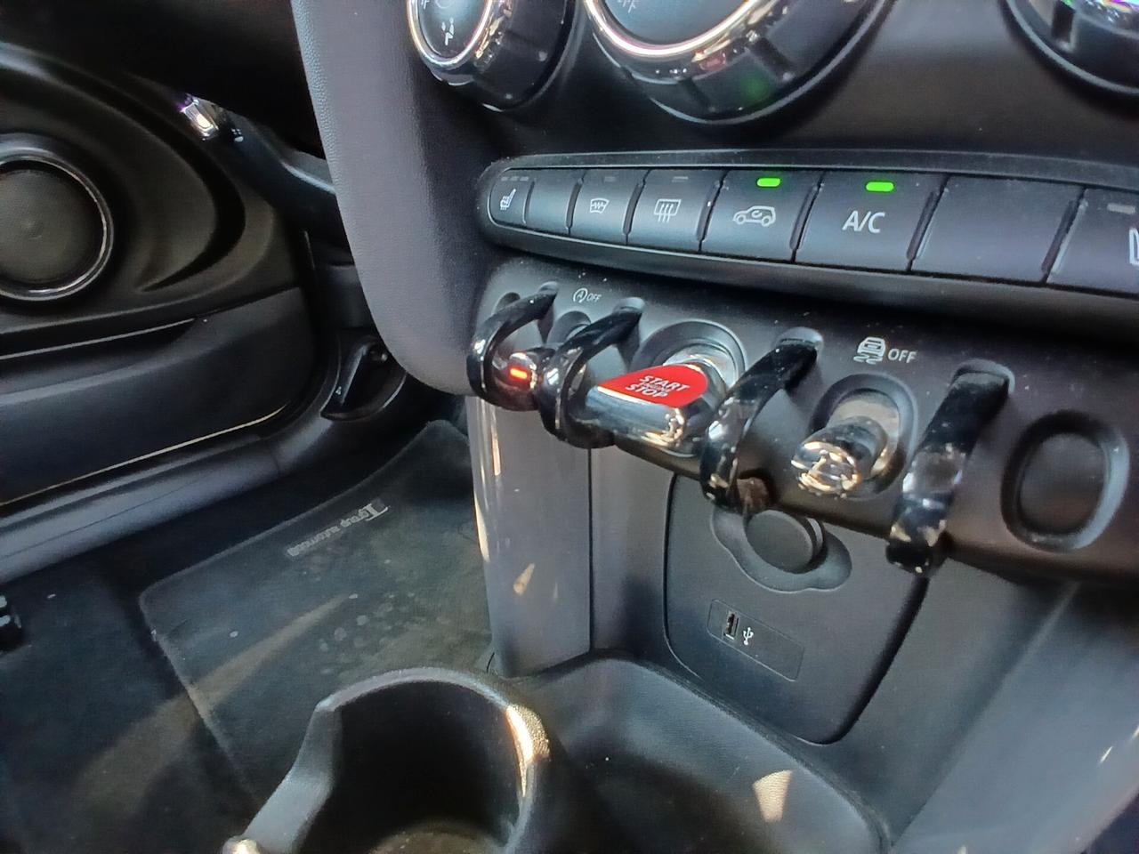Mini Cooper 1.5 136cv Aut.