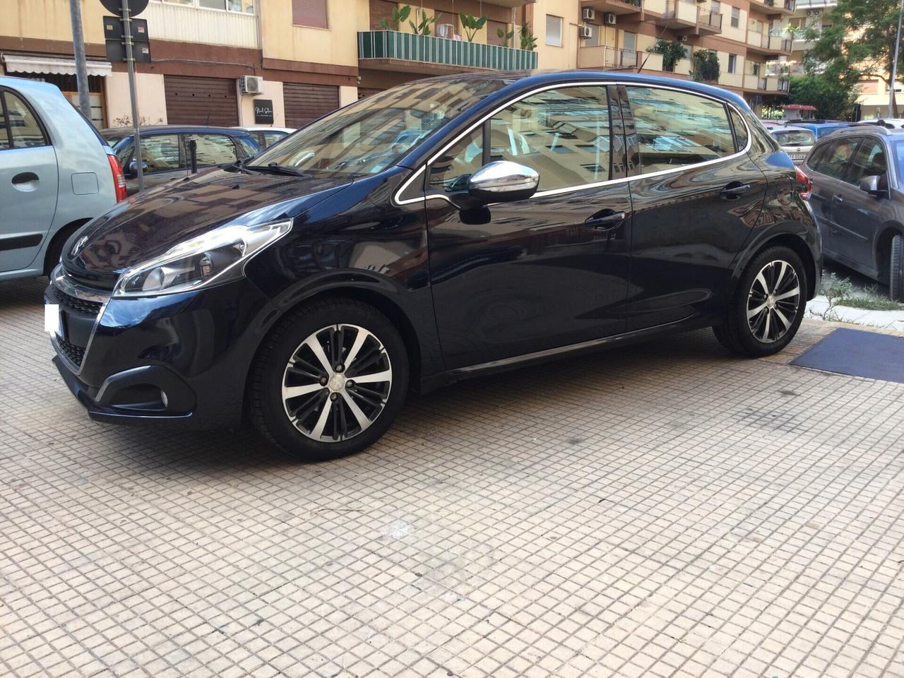 Peugeot 208 1.2 Allure 5 porte