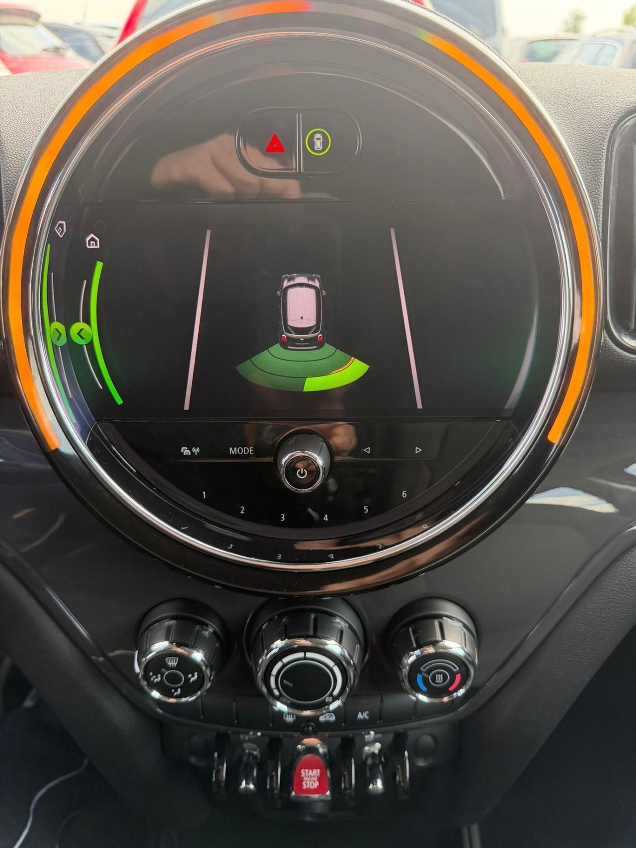 Mini Cooper Countryman 1.5 neopatentati