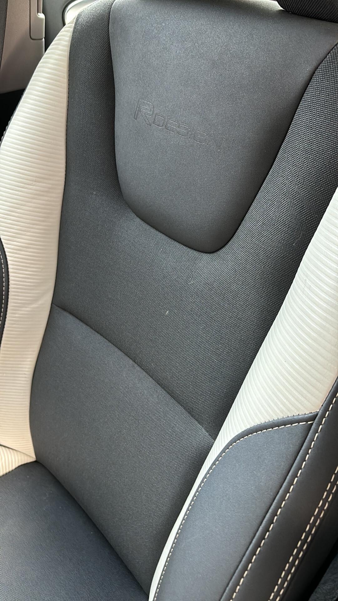 Volvo V60 D3 R-design Kinetic