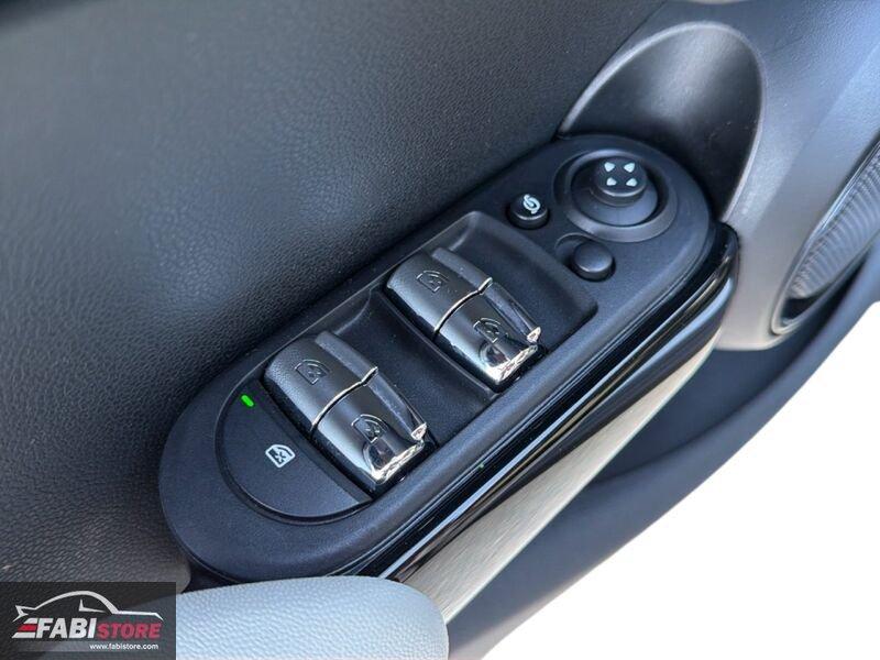 MINI Mini 5 porte 1.5 Cooper 136 Cv 5 porte Yours Autom. - LED, Navi, Keyless ecc