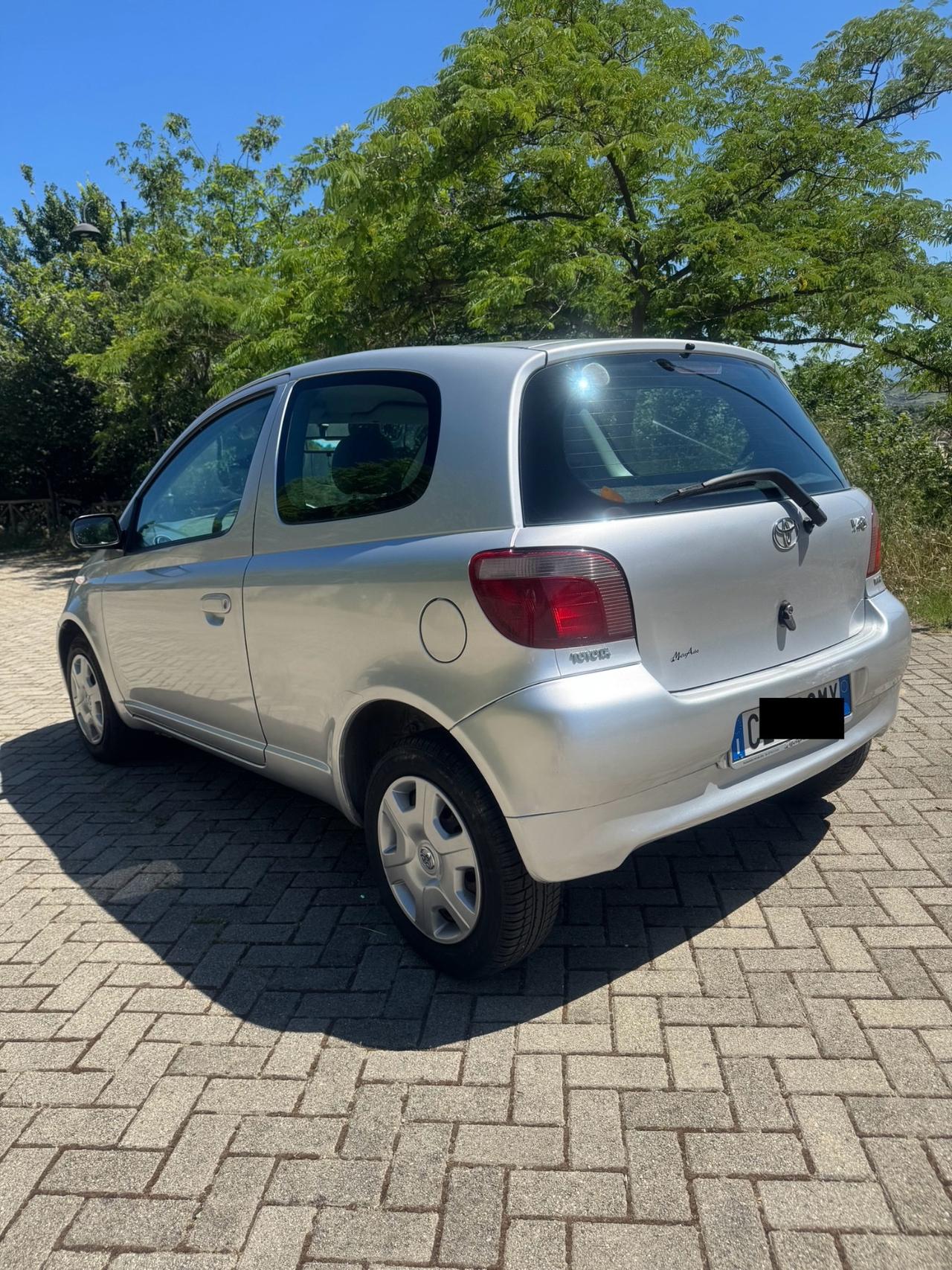 Toyota Yaris 1.0 Benzina 68Cv 2005