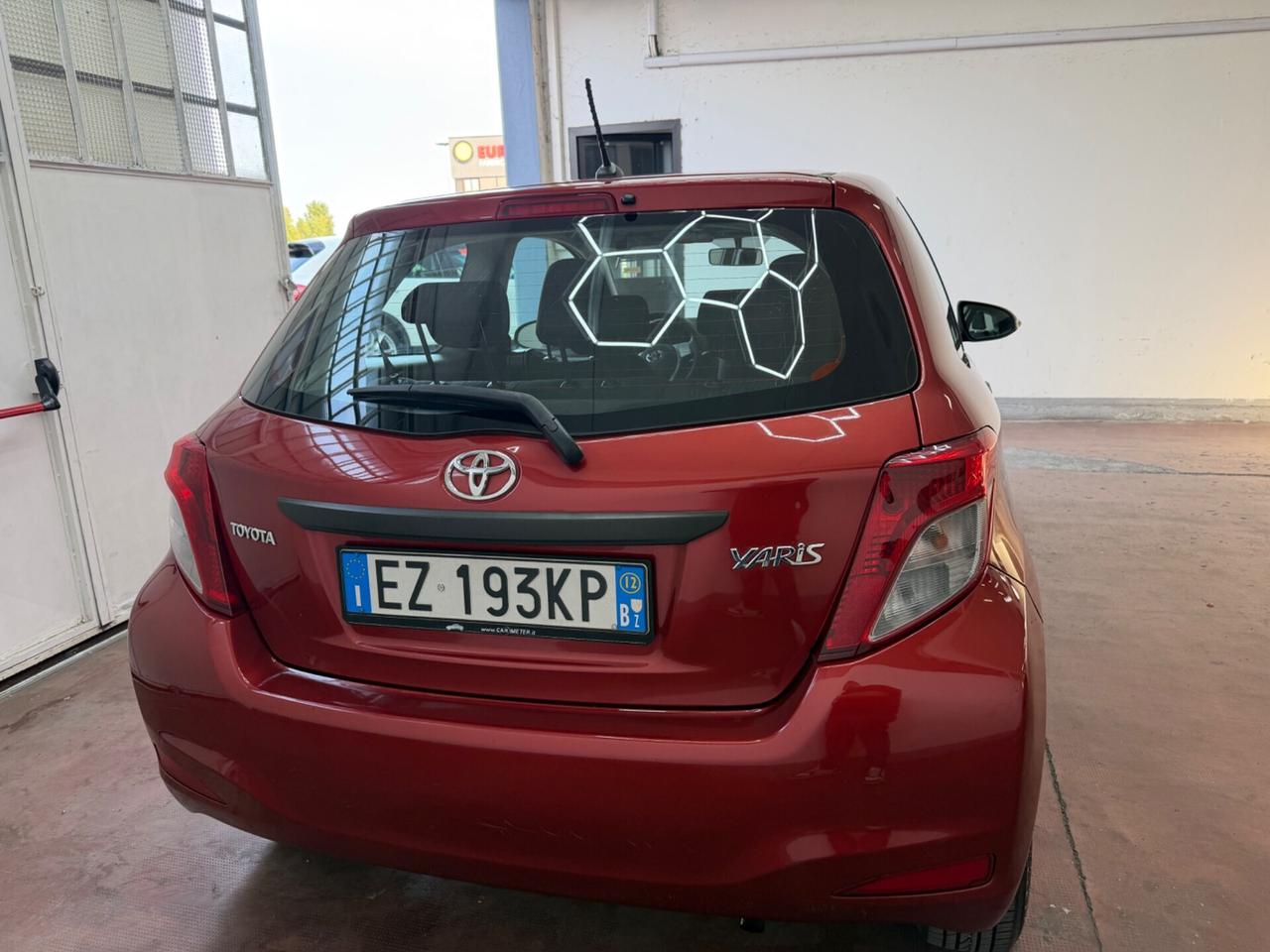 Toyota Yaris 1.0 3 porte Active neopatentati