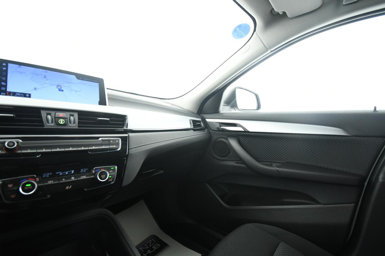 BMW X2 sdrive18d Business X auto CAMERA+BLUETOOTH+LED