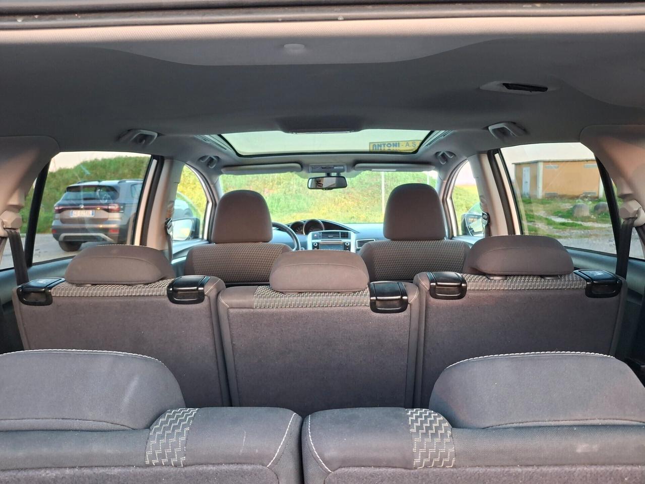 Toyota Verso 1.6 D-4D Style 7 Posti-TETTO-NAVIGATORE--