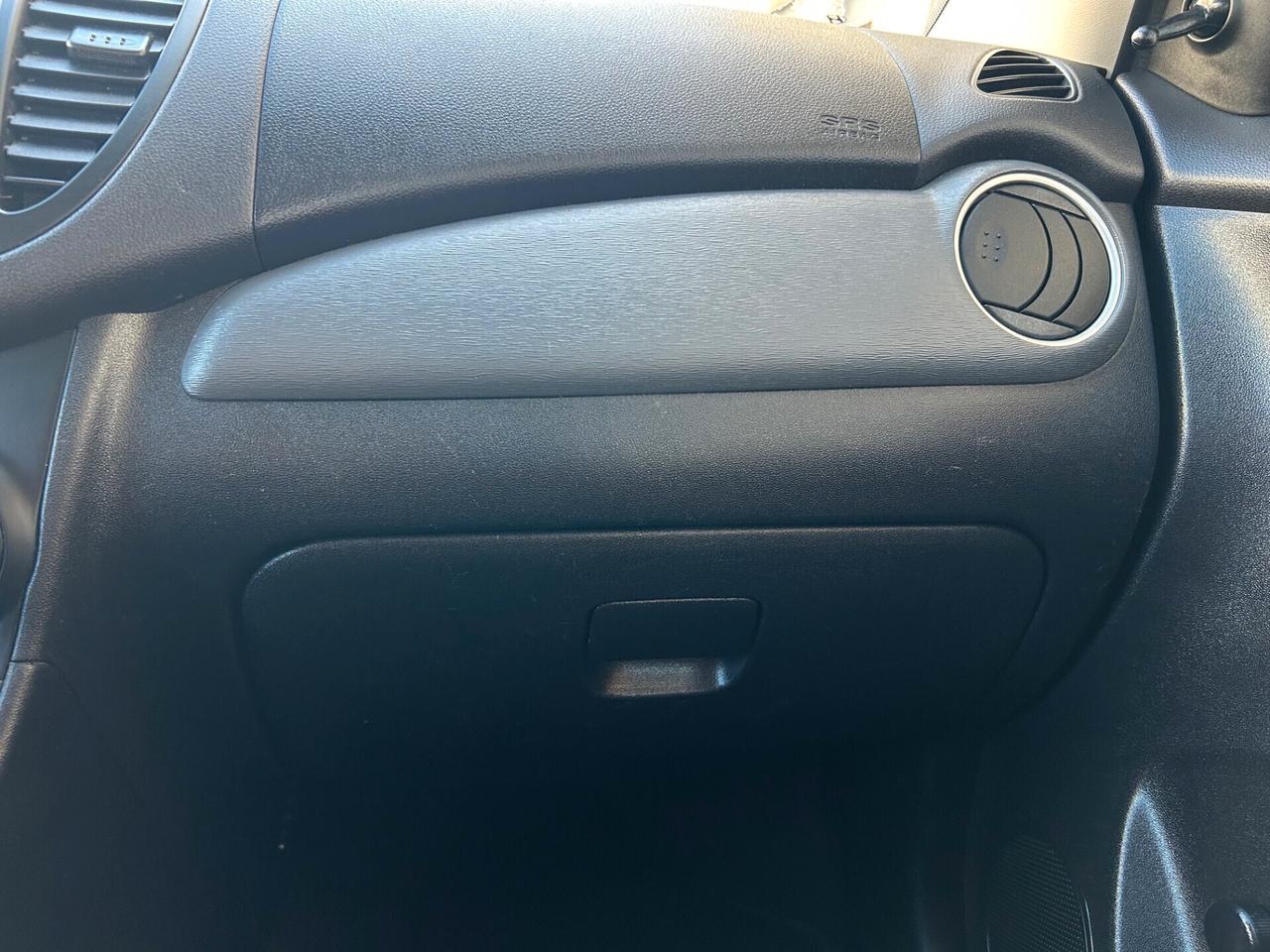 Hyundai i10 1.1 Benz 68cv COMFORT