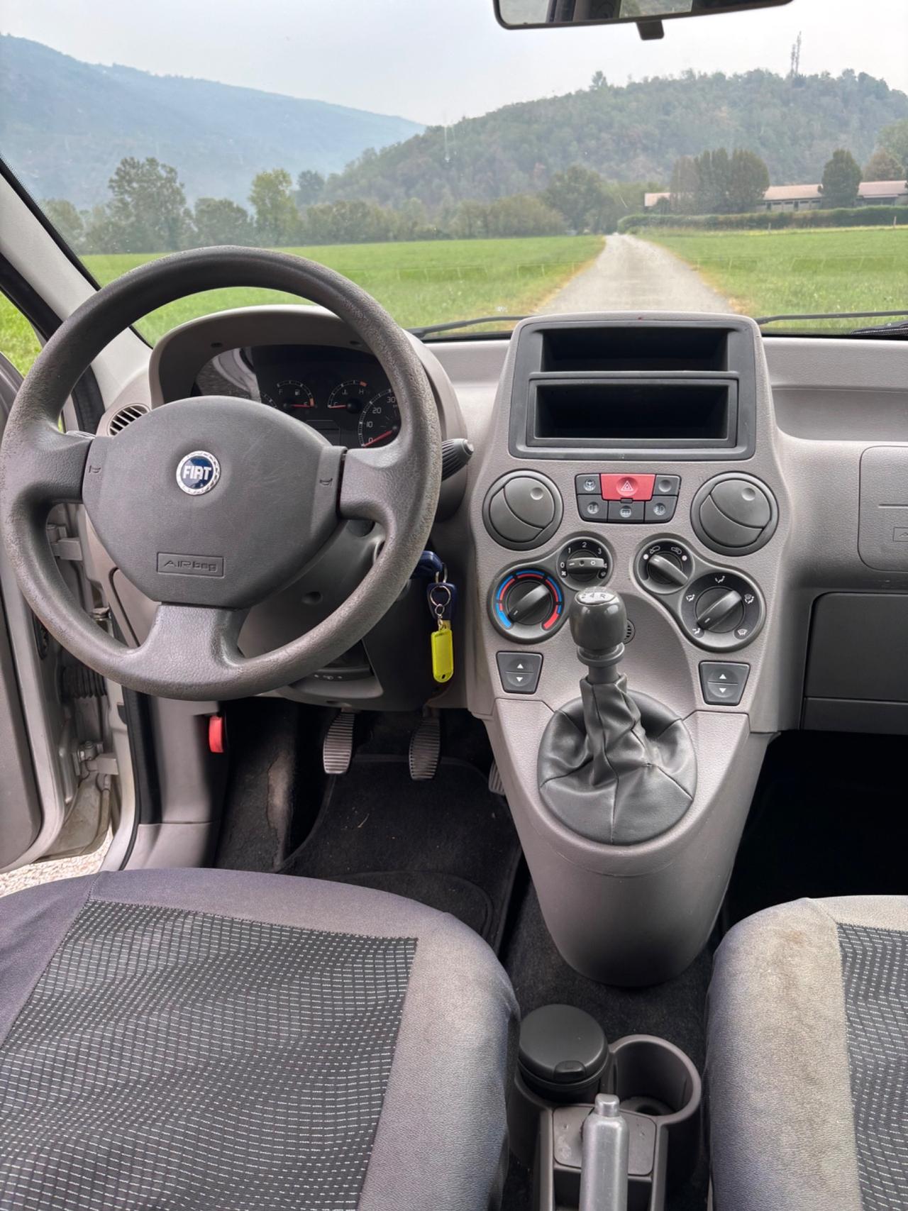 Fiat Panda 1.2 BENZINA POCHI KM ARIA CONDIZIONATA