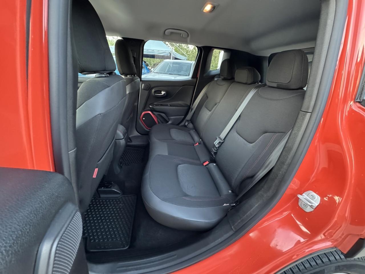 Jeep Renegade 2.0 Mjt 170CV 4WD Active Drive Low Trailhawk