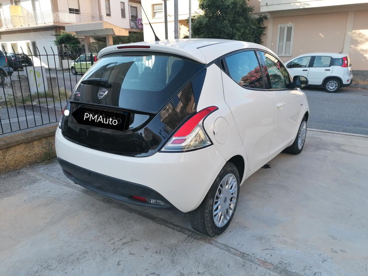 Lancia Ypsilon 1.2 69 CV 5 porte GPL Ecochic Elefantino