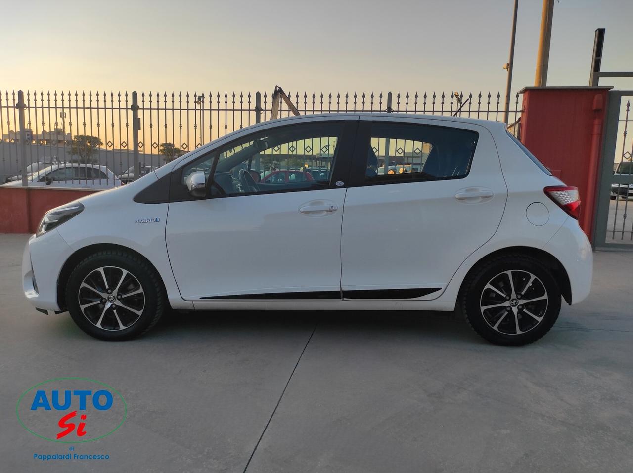 Toyota Yaris 1.5 Ibrida - 73cv CAMBIO AUTOMATICO
