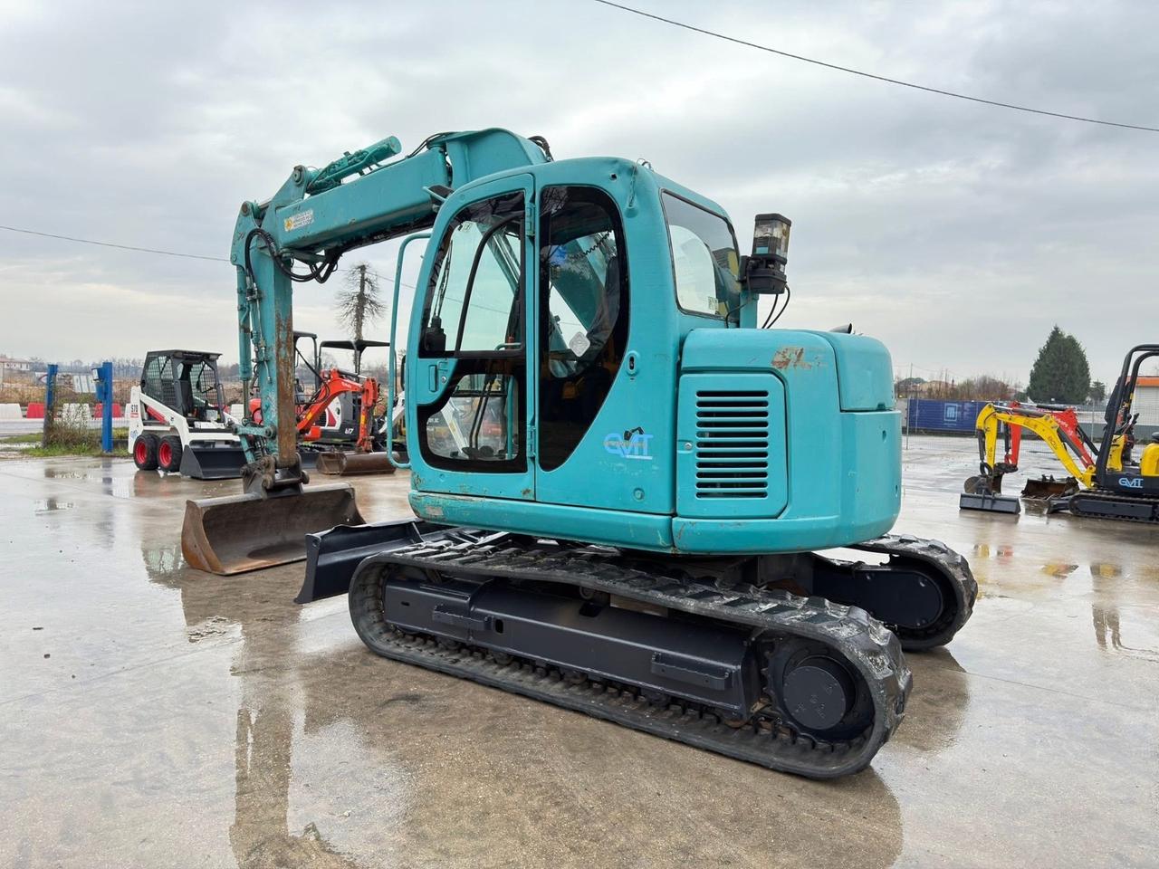 Mini escavatore KOBELCO SK70SR (70 Q.LI)