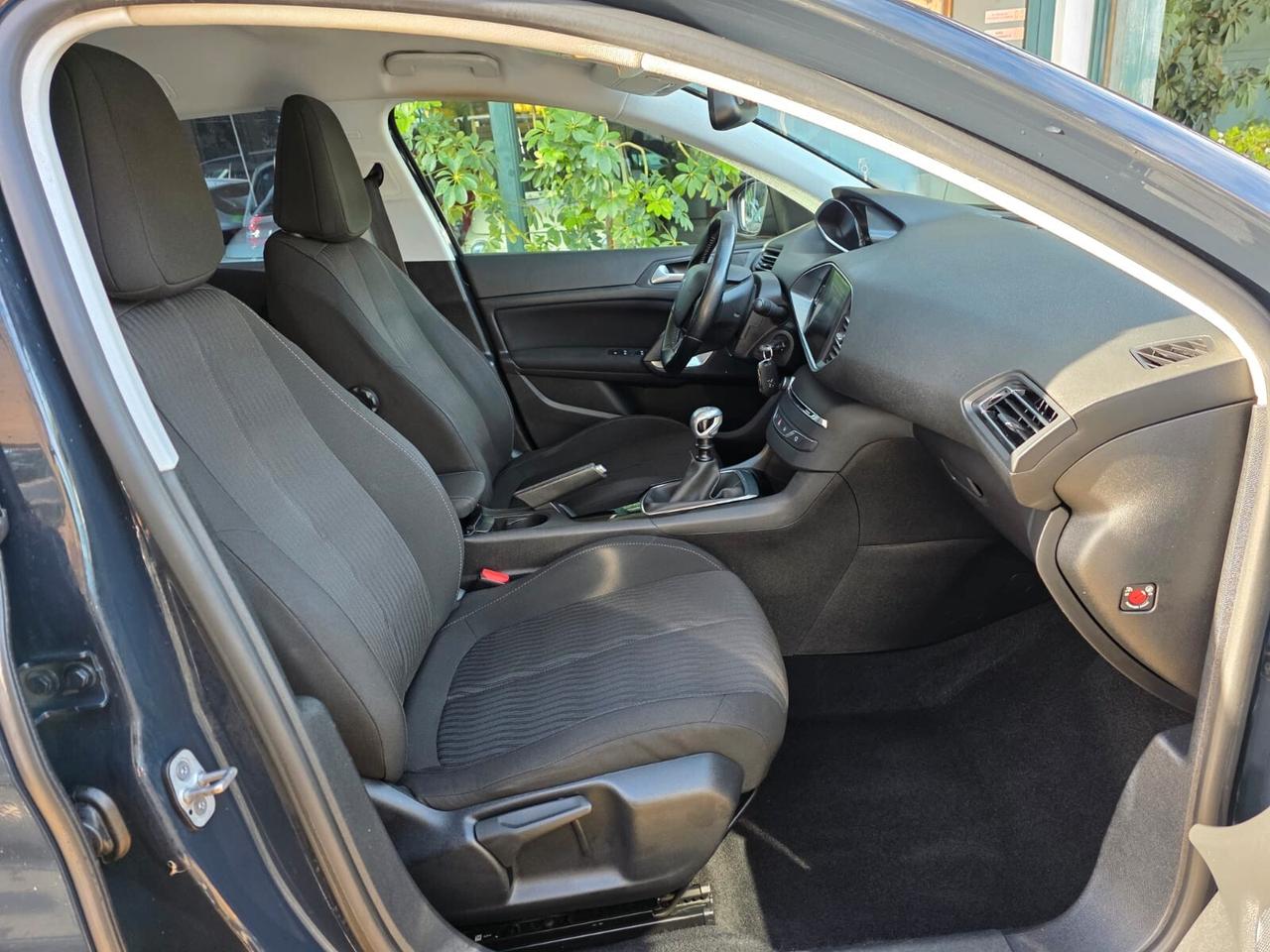 Peugeot 308 BlueHDi 120 S&S SW Business