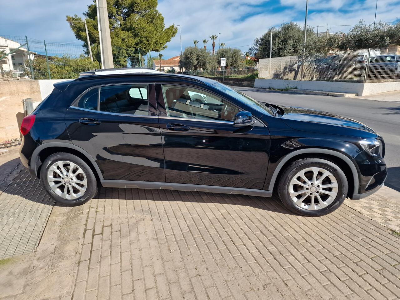 Mercedes-benz GLA 180 GLA 180 d Business