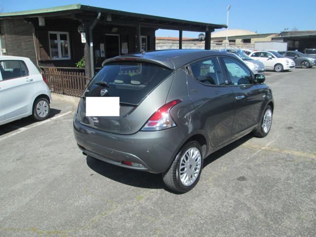 LANCIA Ypsilon 1.2 69 CV 5 porte GPL Ecochic Gold