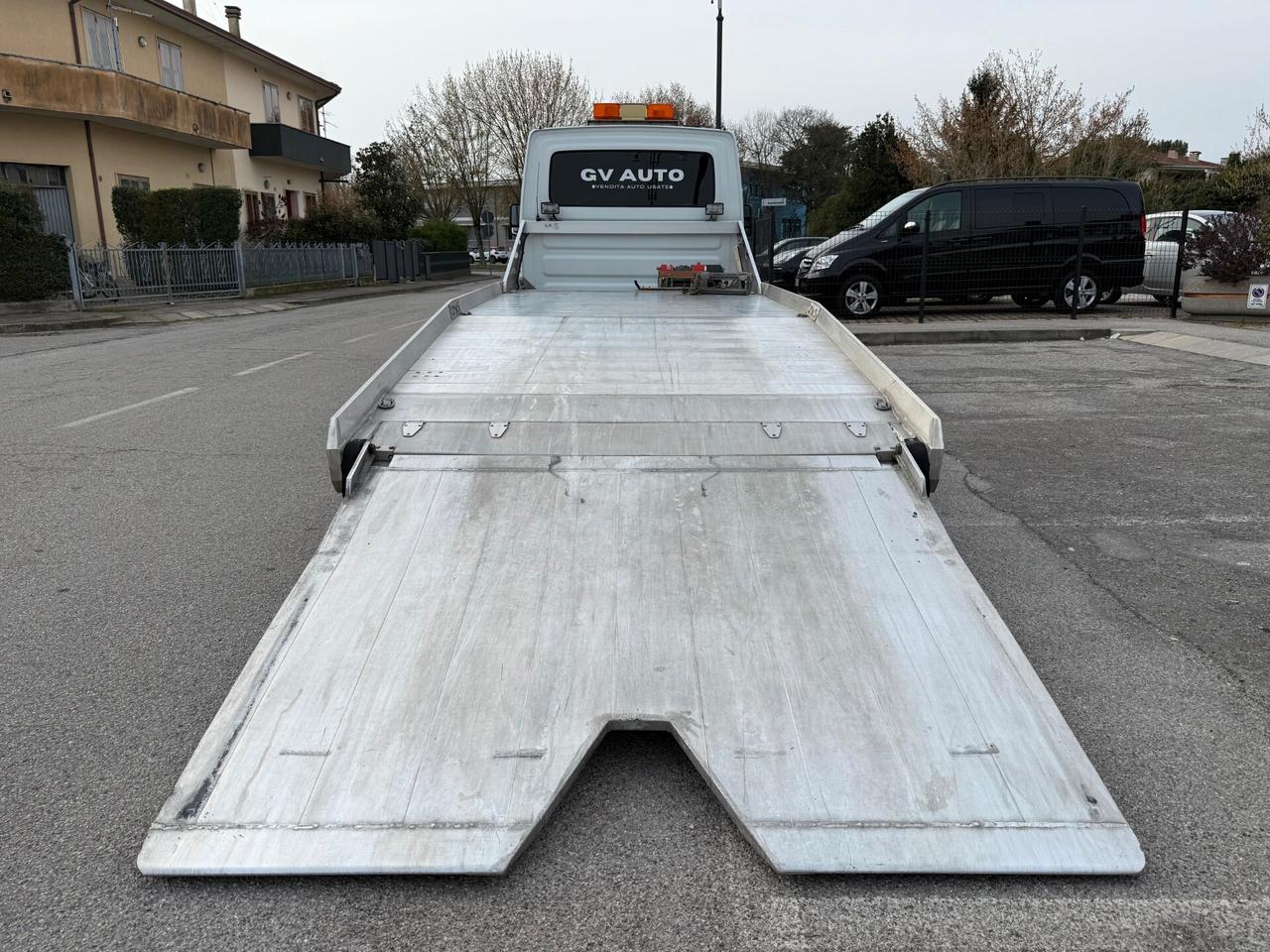 CARRO ATTREZZI PATENTE B