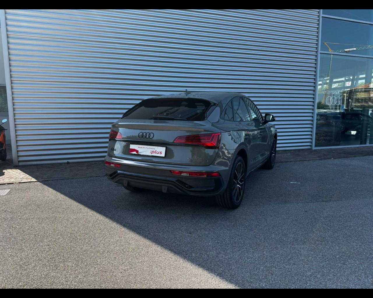 AUDI Q5 SPORTBACK 50 TFSIe S-TRONIC IDENTITY BLACK
