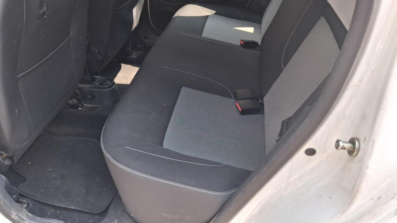 Dacia Duster 1.6 115CV Start&Stop 4x2 GPL Lauréate