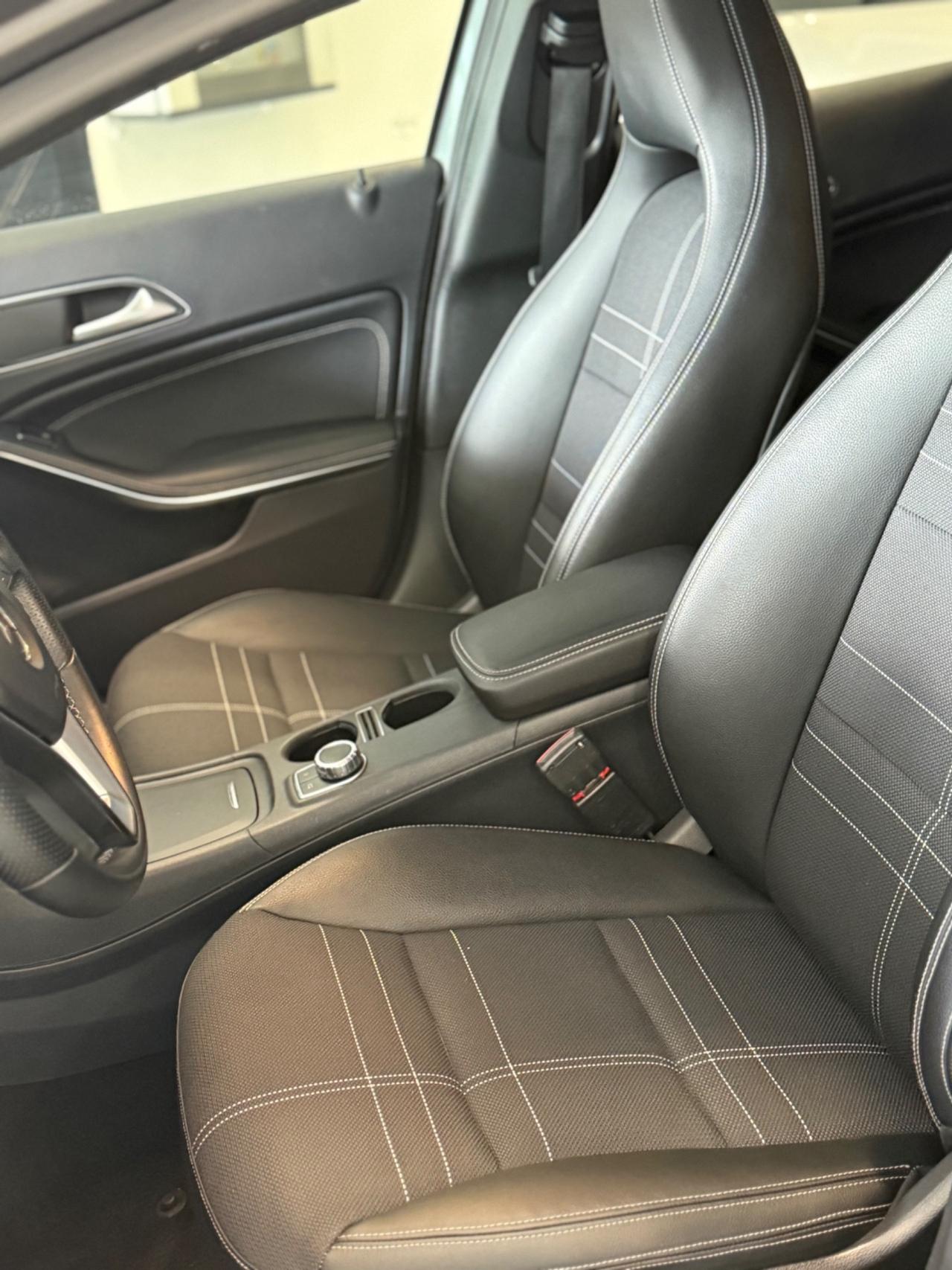 Mercedes-benz GLA 200 CDI Automatic Sport