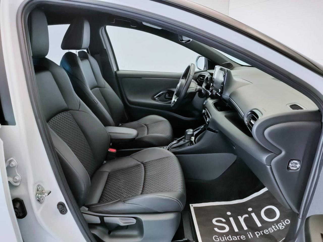 TOYOTA Yaris IV 2020 - Yaris 1.5h Style