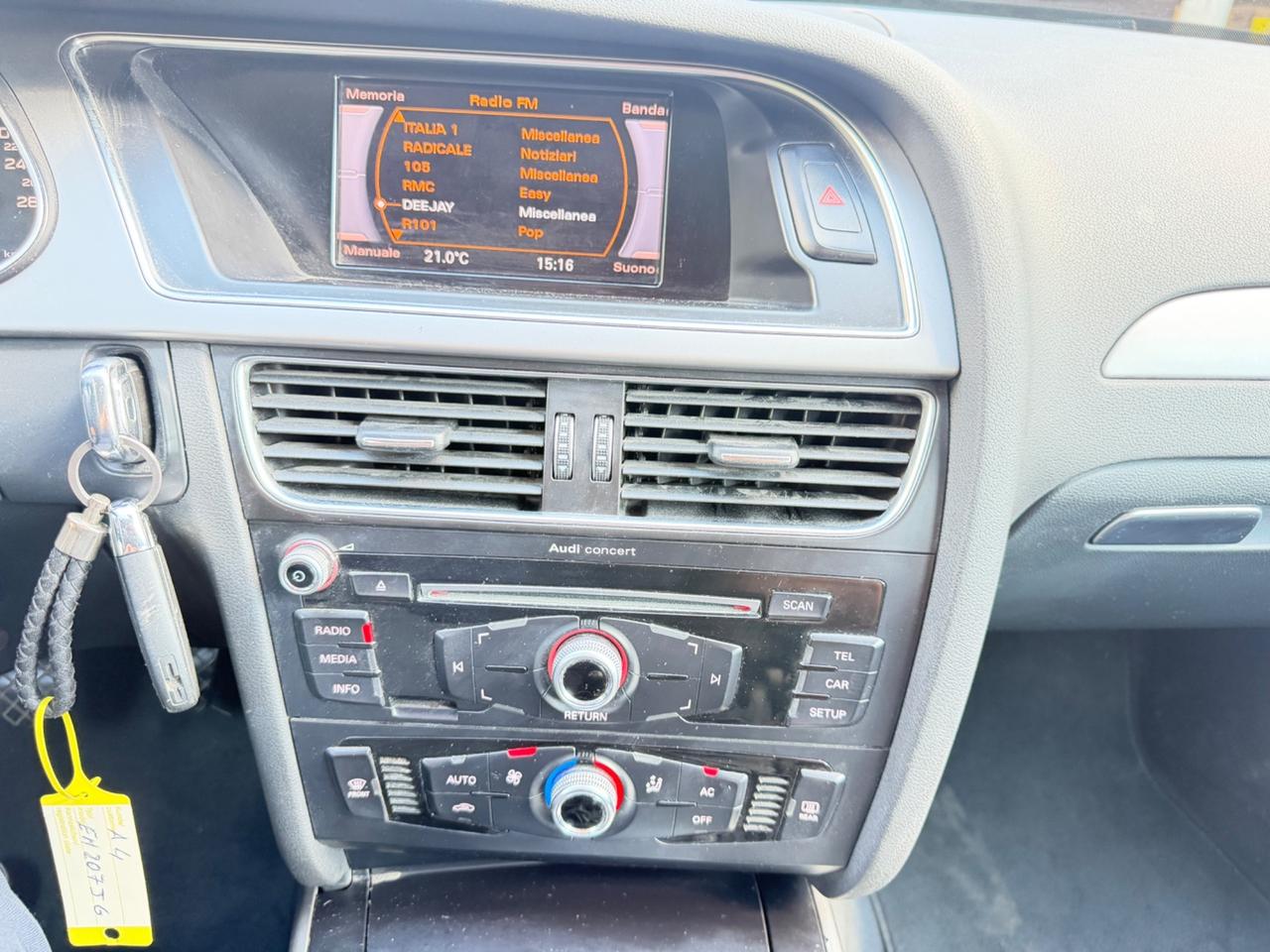 Audi A4 2.0 TDI 177 CV mult. Ambiente