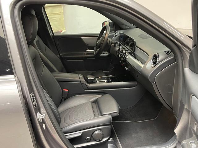 MERCEDES-BENZ GLB 180 d Automatic Business