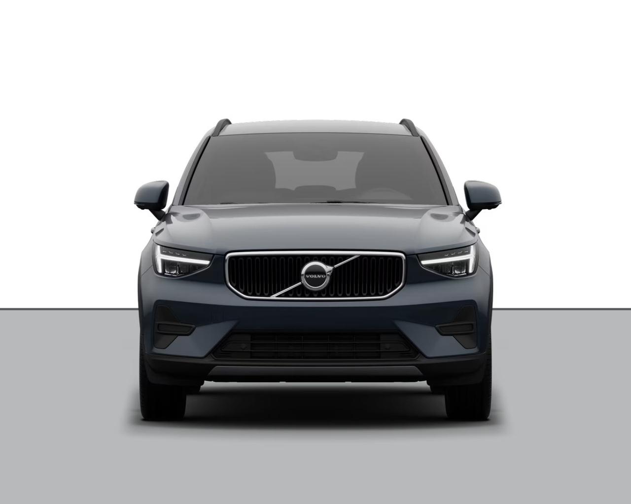VOLVO XC40 CORE B3 AUTO PREZZO PROMO FINO A FINE MESE