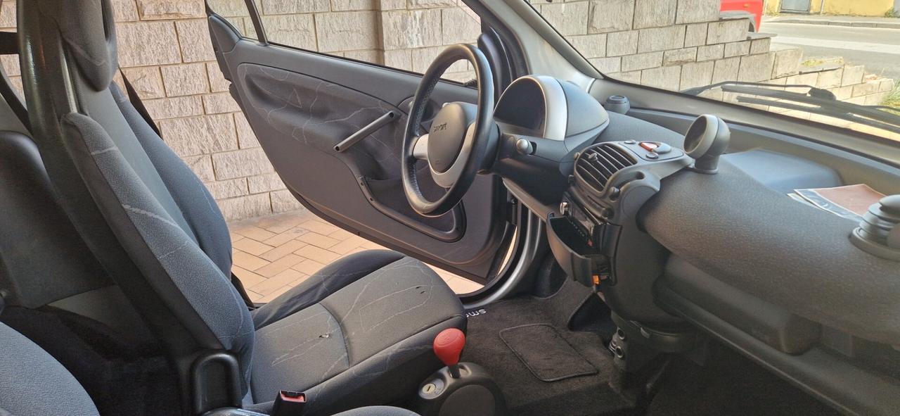 Smart ForTwo 700 coupé grandstyle (45 kW) CLIMA