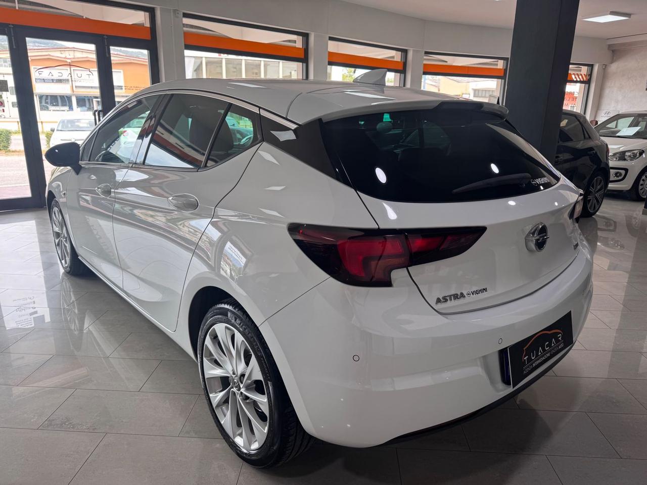 Opel Astra Dynamic 1.6 CDTI #6268