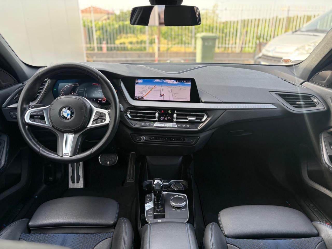 Bmw 116 116d 5p. Msport