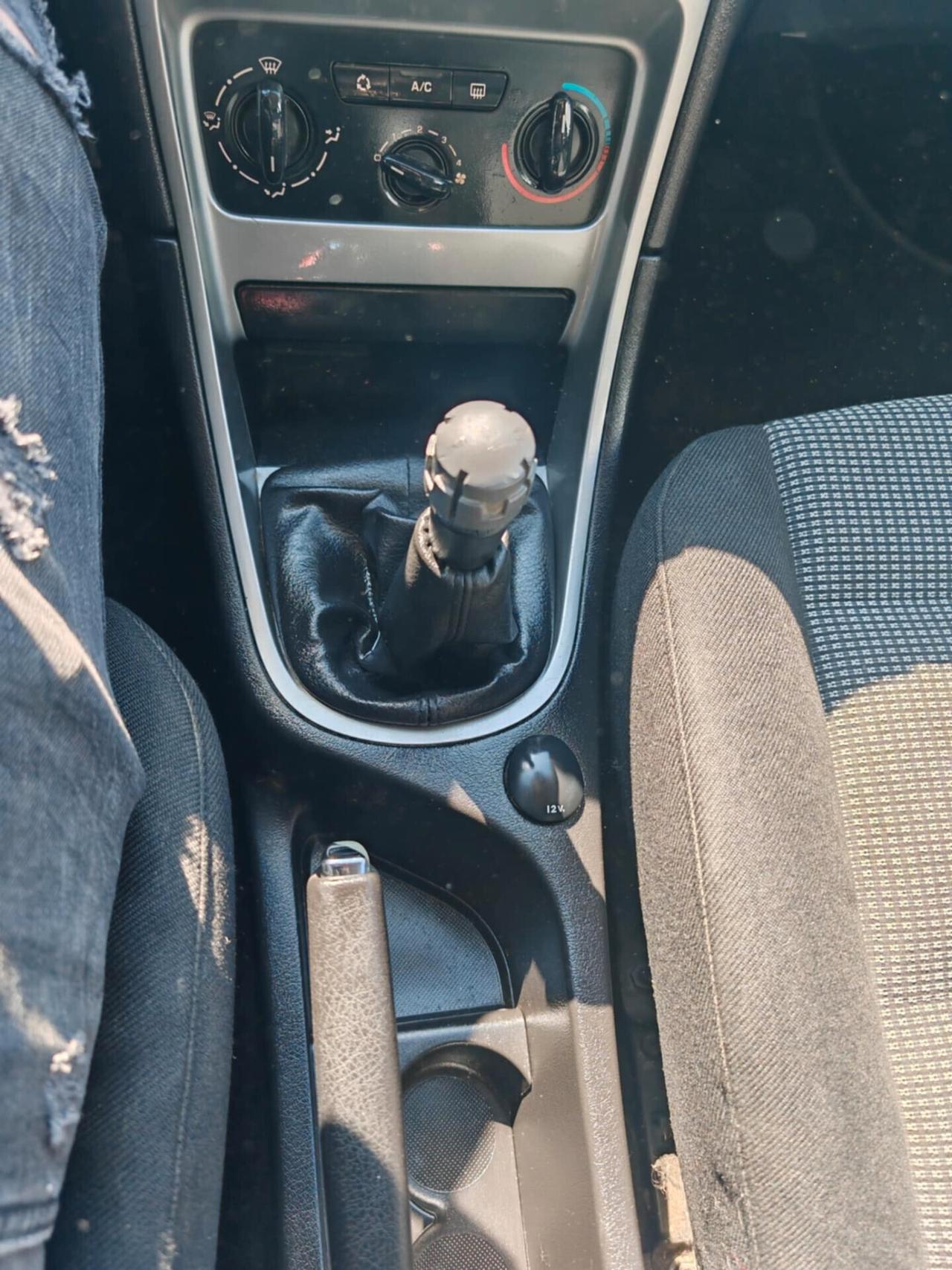 Peugeot 307 1.4 16V HDi 90CV