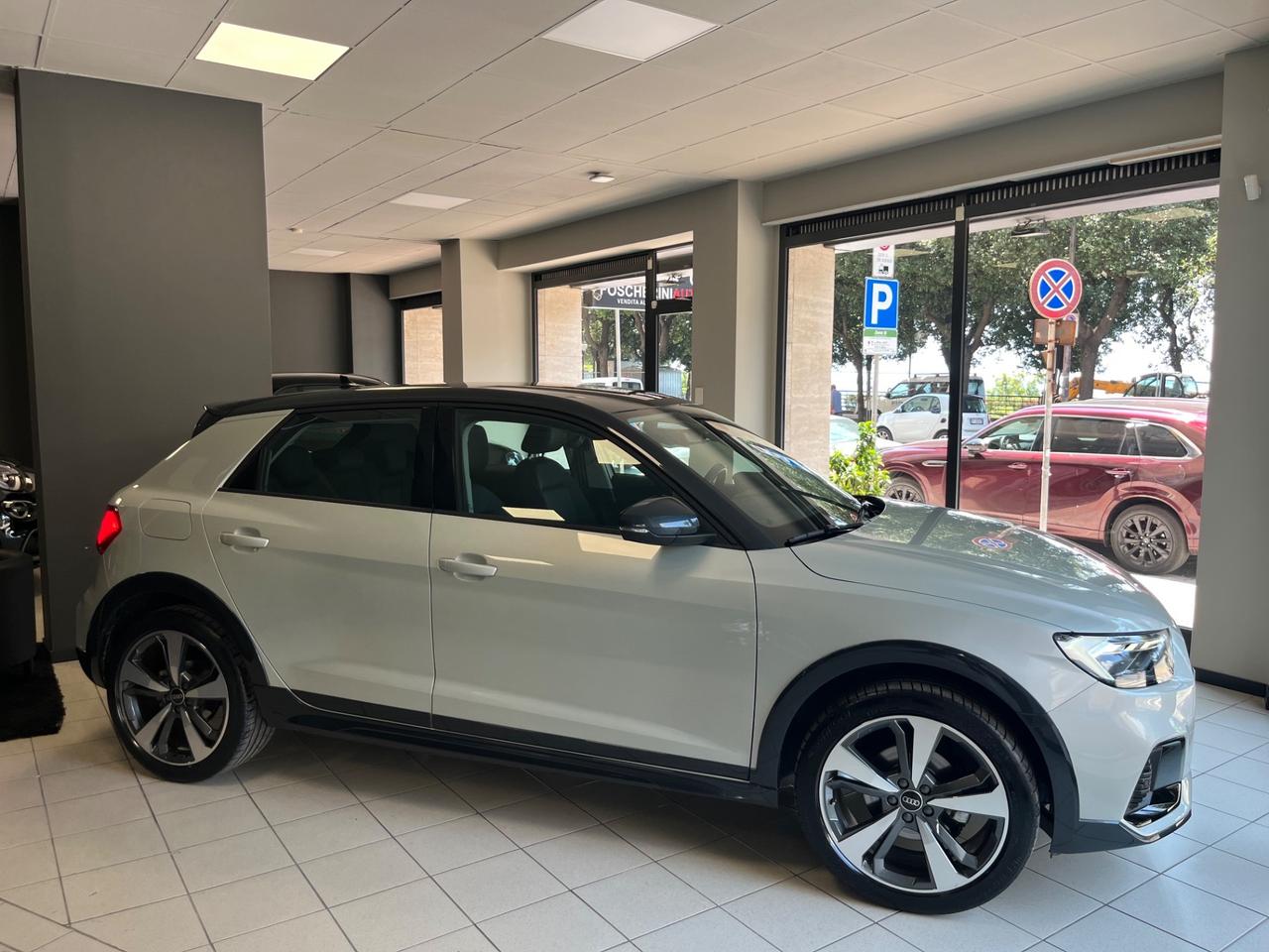 Audi A1 allstreet 30 TFSI S tronic Identity Contrast